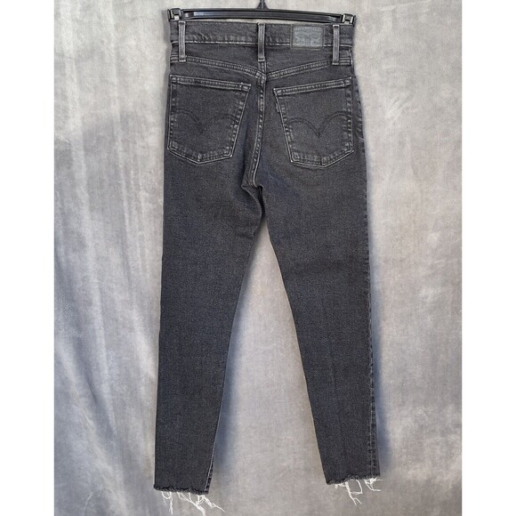 Levi’s Wedgie Skinny Women’s Size 25 High-Rise Buttonfly Crop Jeans - Picture 4 of 12